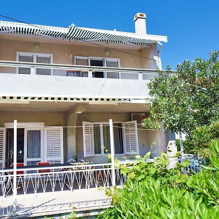 Apartments Villa Milenka Novalja Exterior photo