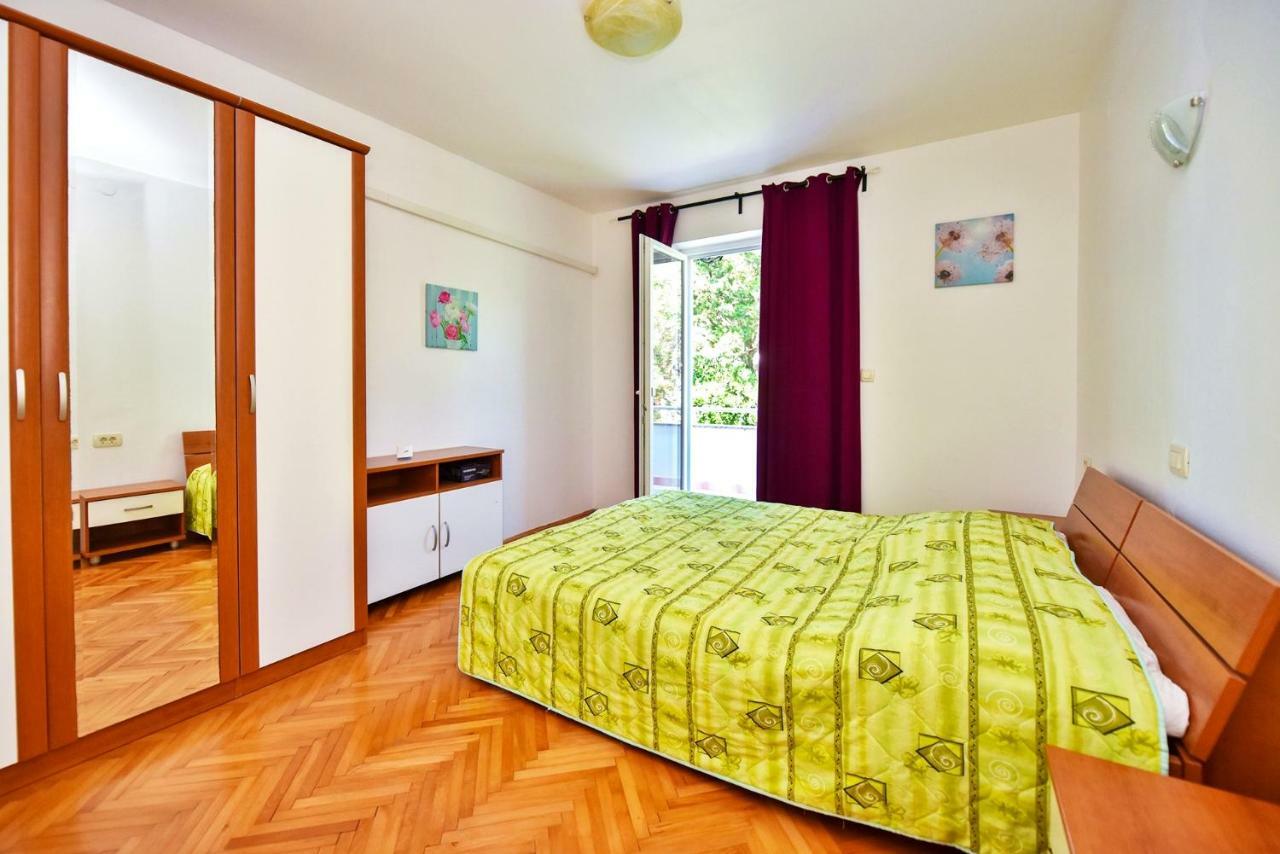 Apartments Villa Milenka Novalja Exterior photo